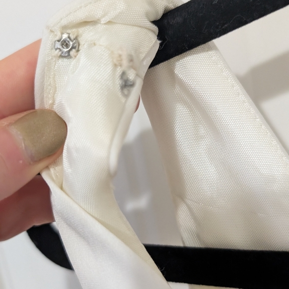 Alvina Valenta Maids White Wedding Bridesmaid Gown Size 2 - Picture 14 of 16